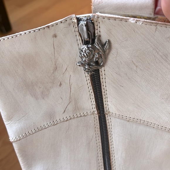 Siren by Mark Nason cowboy boots. Made in Italy. Intentional distressing. - Picture 3 of 7